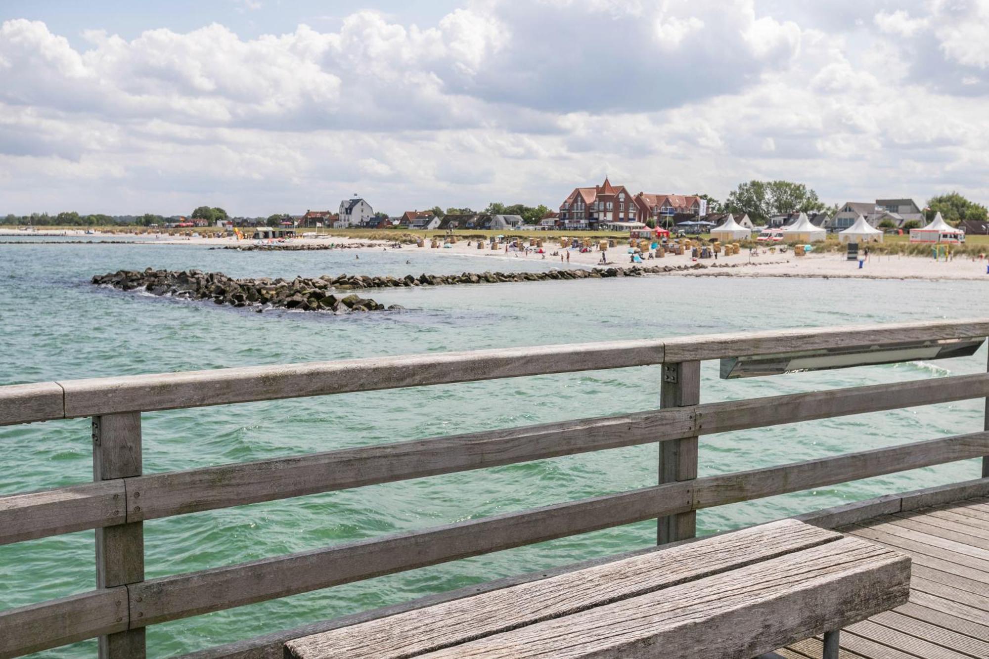 Treibholz - Feriendomizil Ostsee เชิรแบร์เกอร์ ชตรันด์ ภายนอก รูปภาพ